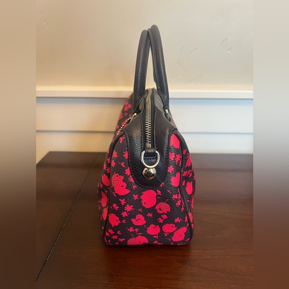 Sold - Picture 4 of 8